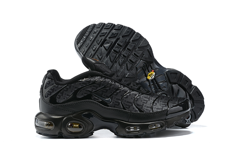 2021 Nike Air Max Plus LX Black